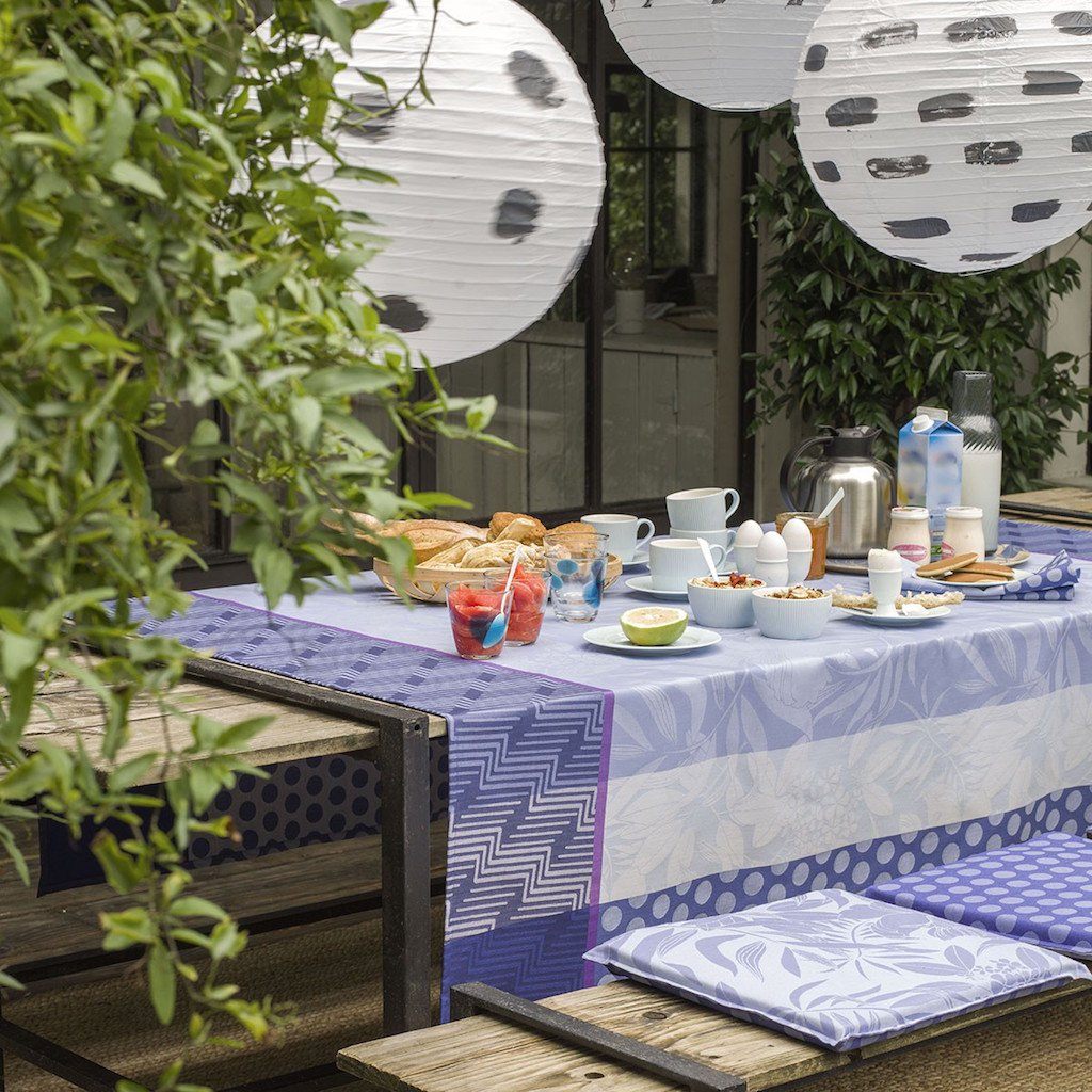 Nature Urbaine Electric Coated Table Linens | Fig Linens